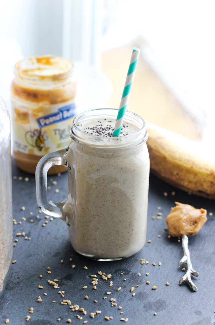 Super satisfying peanut butter banana oatmeal smoothie. It's vegan and gluten free, and makes a perfect healthy breakfast!